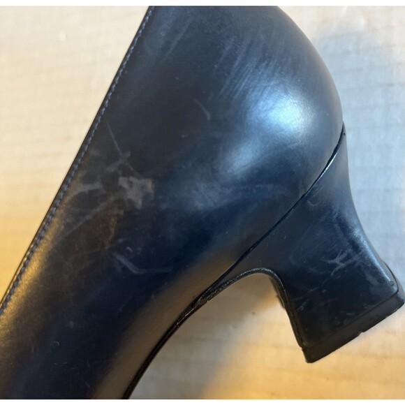 Amalfi Italy Women’s Blue And Black Patent Leather 2” Inch Heels Size 7.5 C EUC - Picture 11 of 11